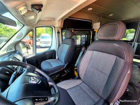 Used 2021 RAM ProMaster 3500 w/ Premium Appearance Group FWD image 5