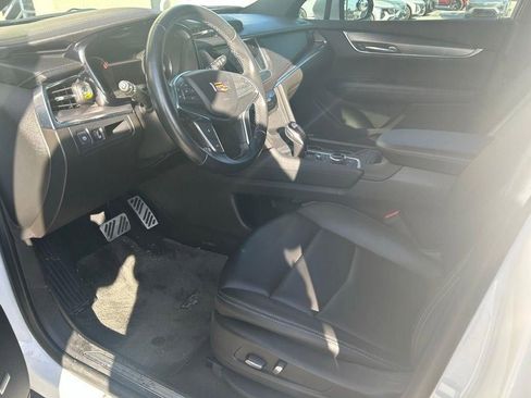 Certified 2022 Cadillac XT5 Luxury image 13