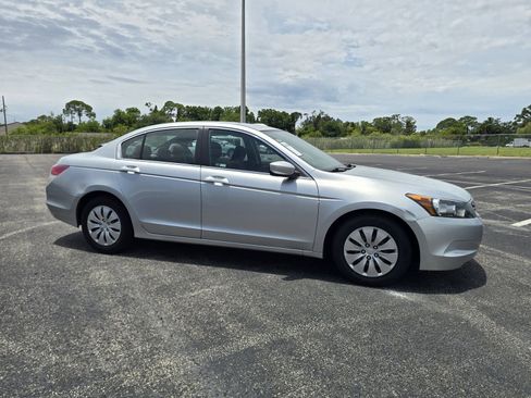 Used 2008 Honda Accord LX image 2