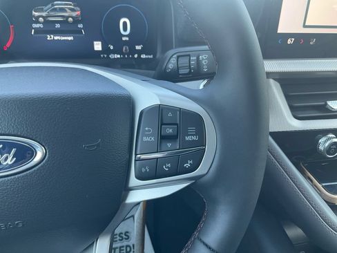 New 2026 Ford Explorer Active w/ Active Comfort Package RWD image 20