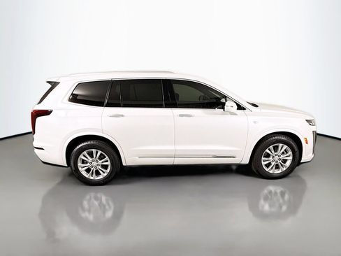 Used 2025 Cadillac XT6 Luxury FWD image 10