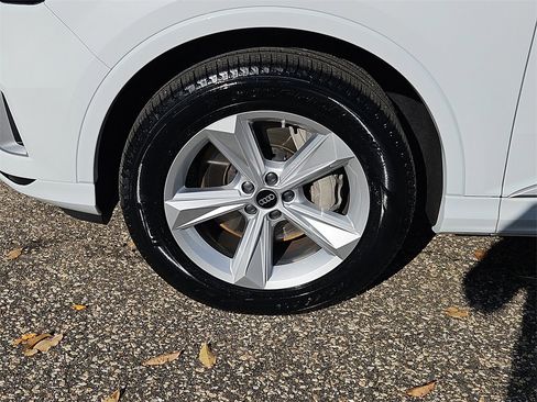 Certified 2022 Audi Q7 2.0T Premium image 7