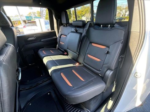 Used 2025 GMC Sierra 2500 AT4 w/ AT4 Premium Plus Package image 21