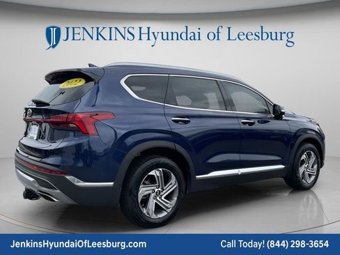 Used 2022 Hyundai Santa Fe SEL w/ Convenience + Premium Package FWD image 3