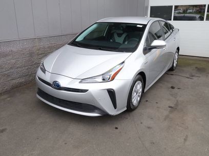 Used 2022 Toyota Prius LE
