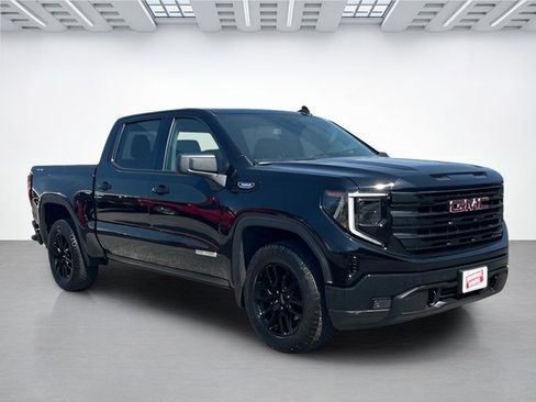 Used 2025 GMC Sierra 1500 Elevation image 2