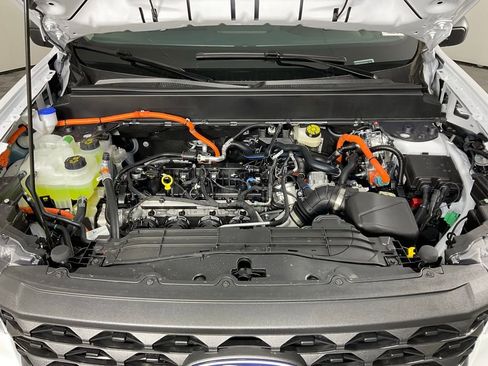 New 2026 Ford Maverick XL image 9