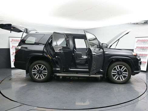 Used 2021 Toyota 4Runner Limited image 27