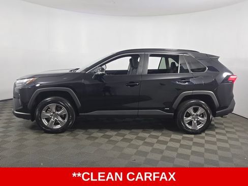 Used 2025 Toyota RAV4 XLE AWD/4WD image 5