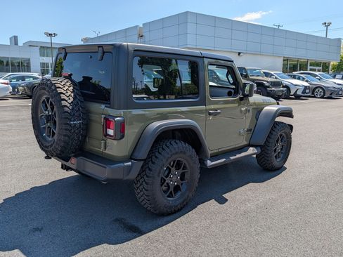 Used 2026 Jeep Wrangler Sport AWD/4WD image 3