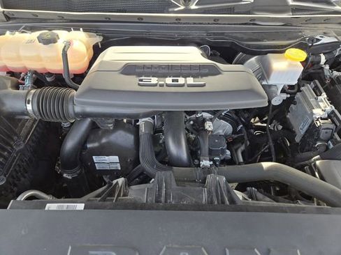 Used 2022 RAM 1500 Laramie image 31