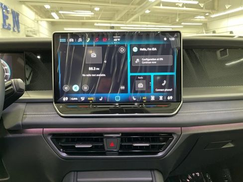 New 2026 Volkswagen Tiguan SE image 21