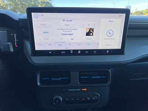 New 2025 Ford Maverick Lobo image 19