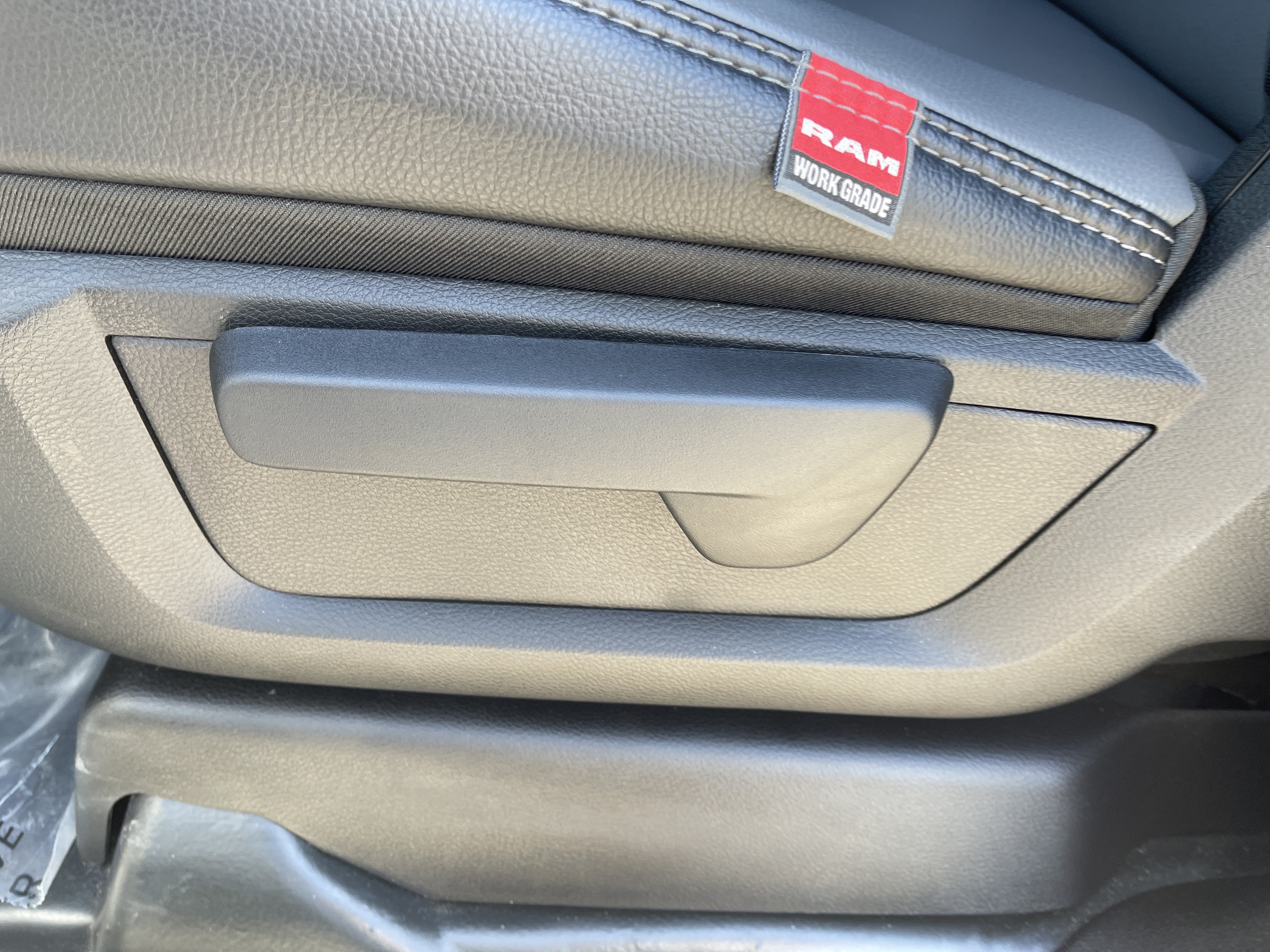 Used 2026 RAM 2500 Tradesman AWD/4WD image 36