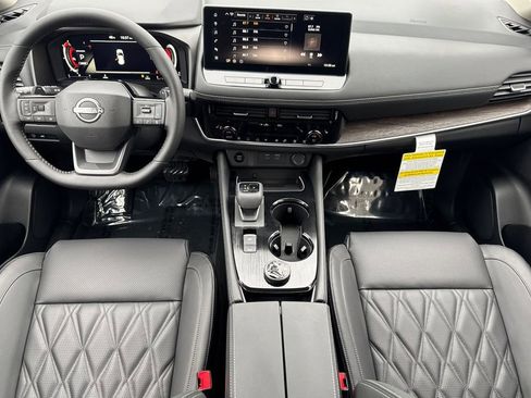 New 2026 Nissan Rogue Platinum w/ Platinum Premium Package image 10