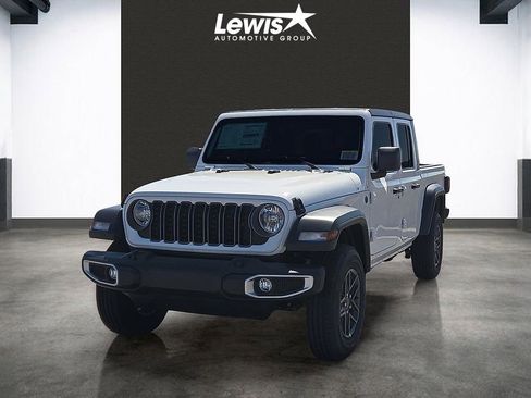 New 2026 Jeep Gladiator Sport AWD/4WD image 1