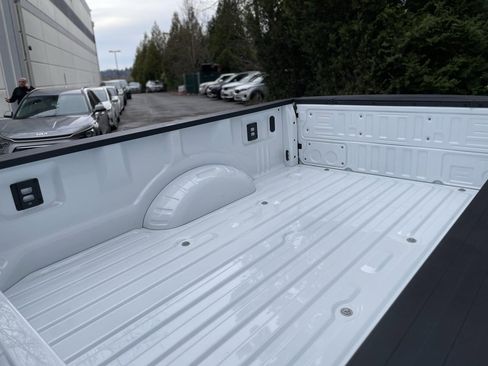 Used 2024 Ford F350 XLT w/ FX4 Off-Road Package image 9