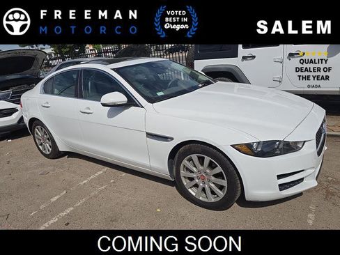 Used 2019 Jaguar XE RWD image 1