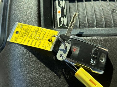 Used 2017 GMC Sierra 1500 SLT image 57