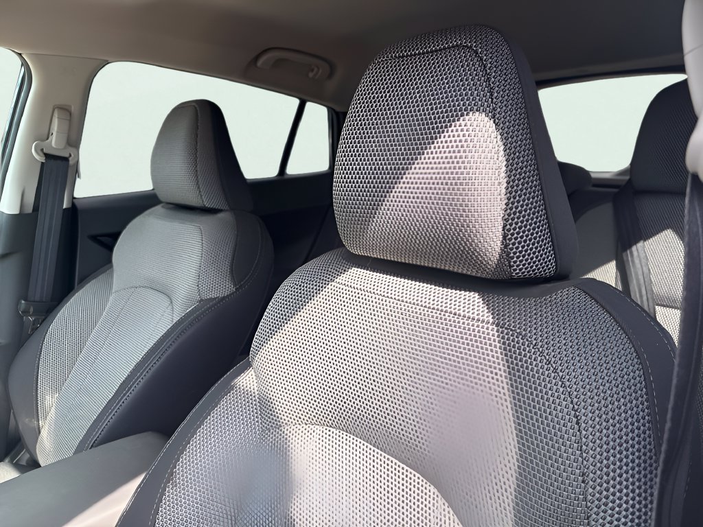 Certified 2024 Subaru Crosstrek 2.0i Premium w/ Crosstrek Mirror Package AWD/4WD image 14