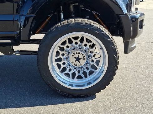 Used 2019 Ford F450 Platinum w/ Platinum Ultimate Package AWD/4WD image 27