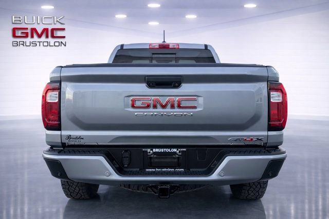 Used 2023 GMC Canyon AT4X AWD/4WD image 7