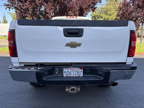 Used 2011 Chevrolet Silverado 3500 W/T AWD/4WD image 11
