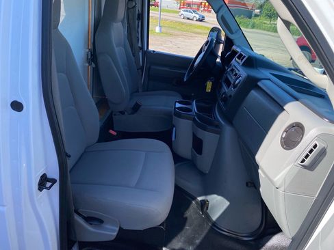 Used 2023 Ford E-350 and Econoline 350 Super Duty w/ Power Windows & Locks Group RWD image 20