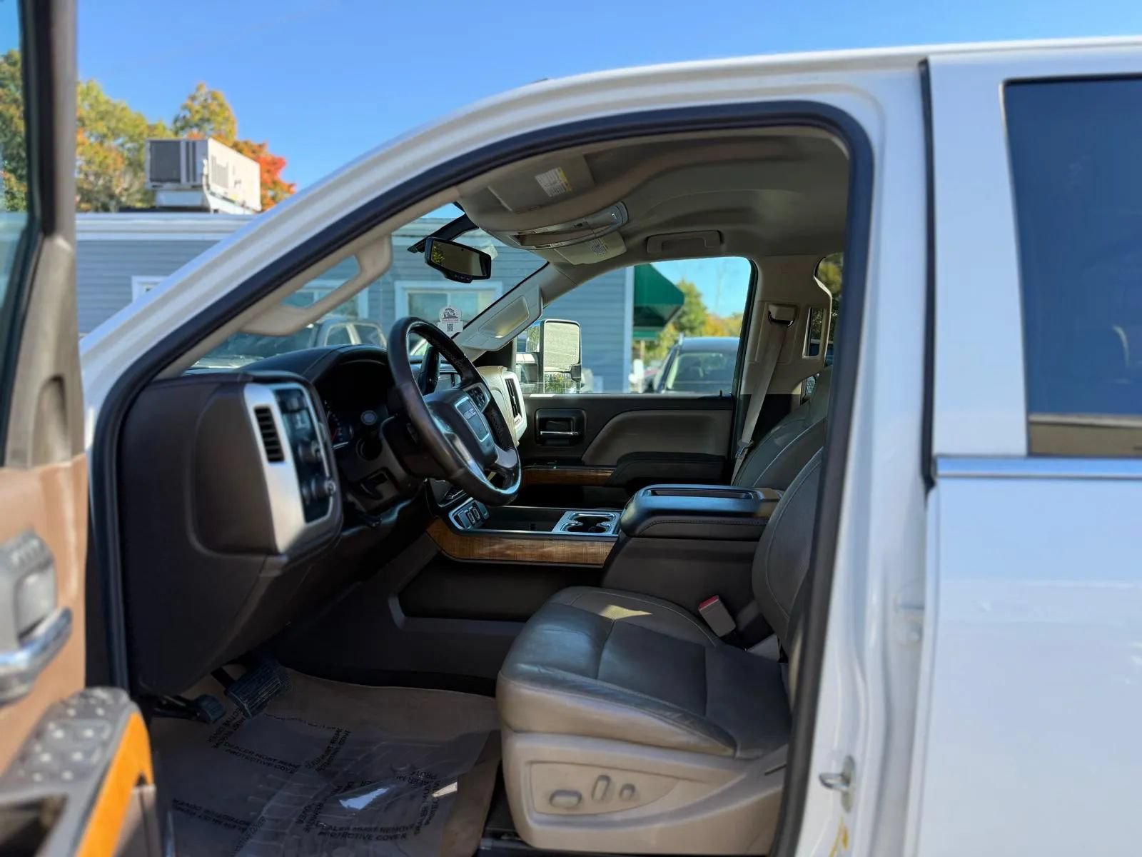 Used 2015 GMC Sierra 2500 SLT AWD/4WD image 10