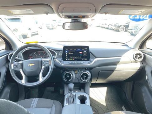 Used 2023 Chevrolet Blazer LT w/ Convenience Package FWD image 19