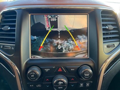 Used 2016 Jeep Grand Cherokee Summit image 24