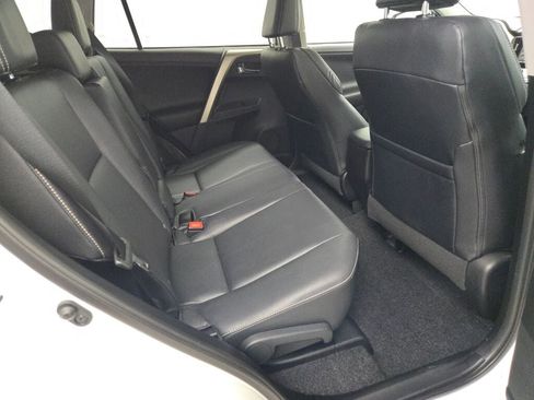 Used 2015 Toyota RAV4 Limited image 11