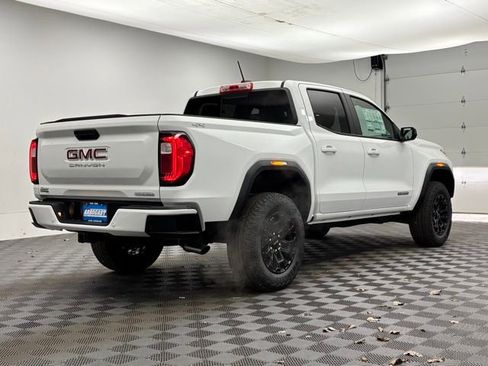 New 2026 GMC Canyon Elevation image 7