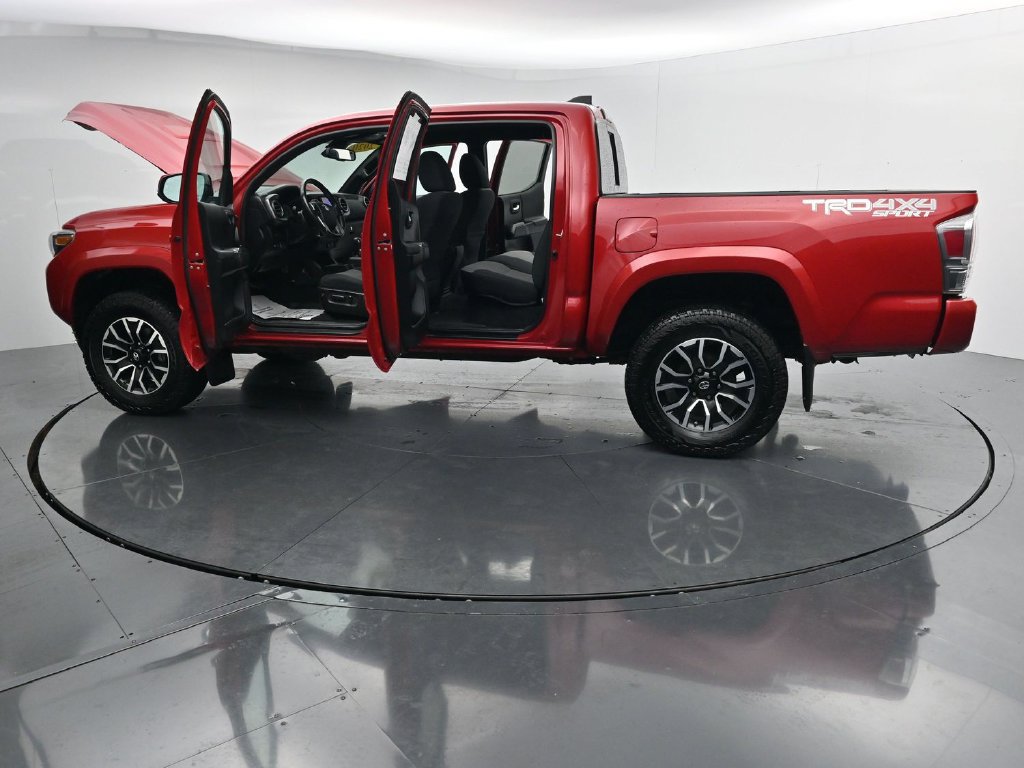 Used 2020 Toyota Tacoma TRD Sport w/ Technology Package AWD/4WD image 42
