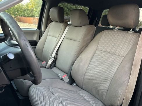 Used 2018 Ford F150 XLT w/ Trailer Tow Package image 17