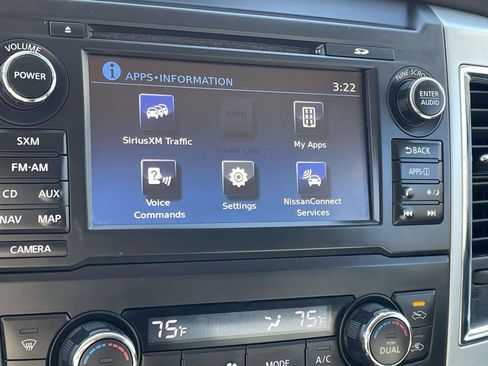 Used 2017 Nissan Titan SL image 26