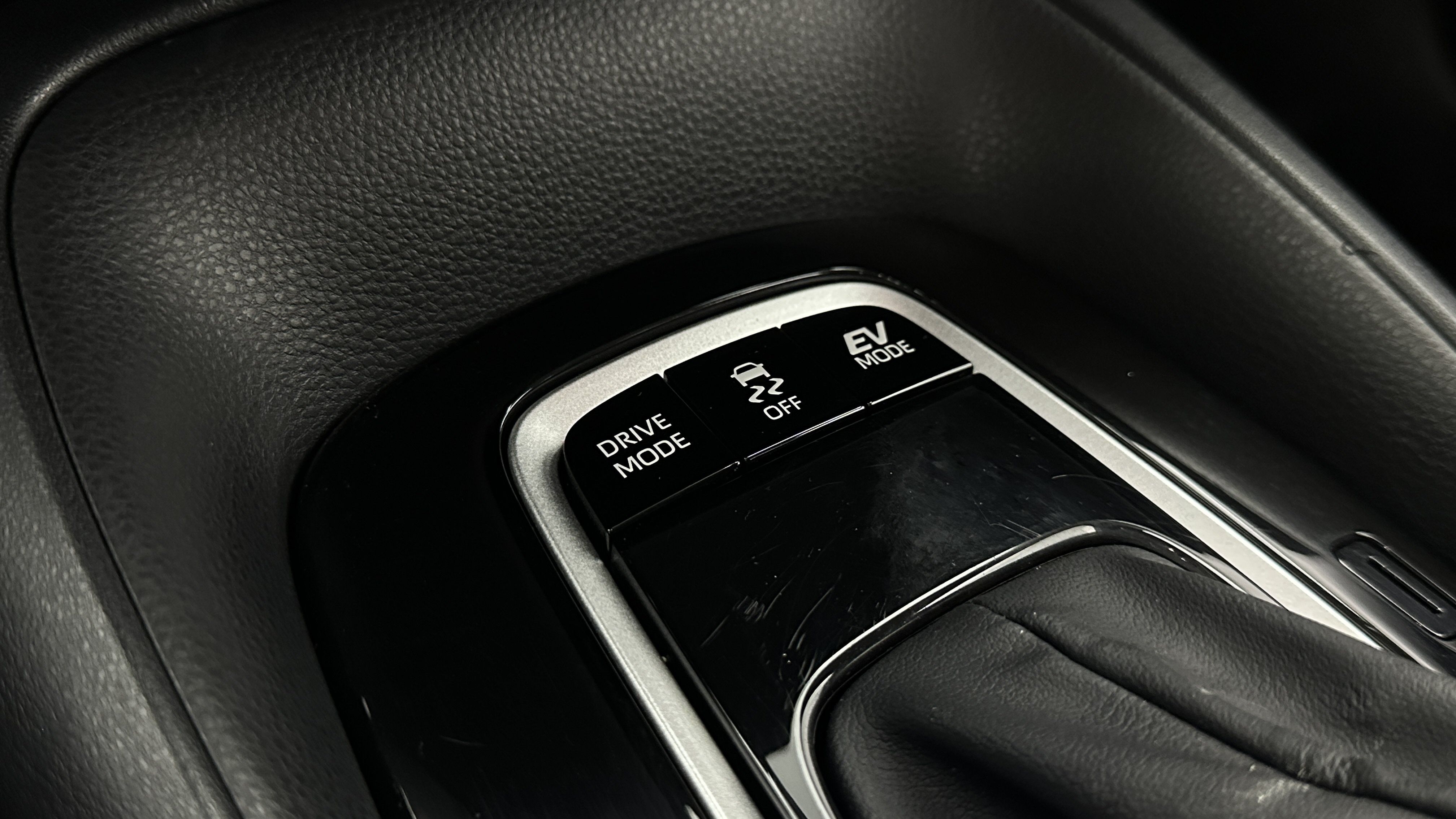 Used 2026 Toyota Corolla LE FWD image 18