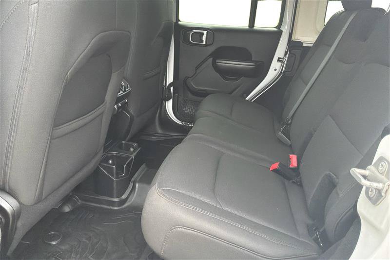 Used 2018 Jeep Wrangler Unlimited Sport S AWD/4WD image 15