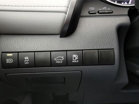 Certified 2023 Toyota Camry LE FWD image 32