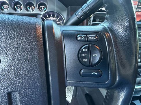 Used 2015 Ford F250 Lariat w/ Lariat Interior Package image 35