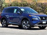 Used 2022 Nissan Rogue SL w/ SL Premium Package image 2