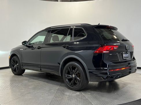 Used 2023 Volkswagen Tiguan SE R-Line image 5