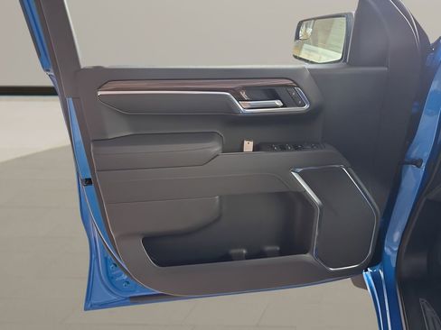 New 2025 Chevrolet Silverado 1500 LT AWD/4WD image 6