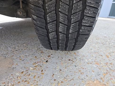 Used 2019 Toyota Sequoia SR5 w/ Premium Package image 39