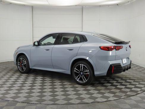New 2026 BMW X2 xDrive28i w/ Technology Package image 7