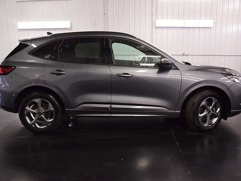 Used 2023 Ford Escape ST-Line w/ Tech Pack #1 image 9