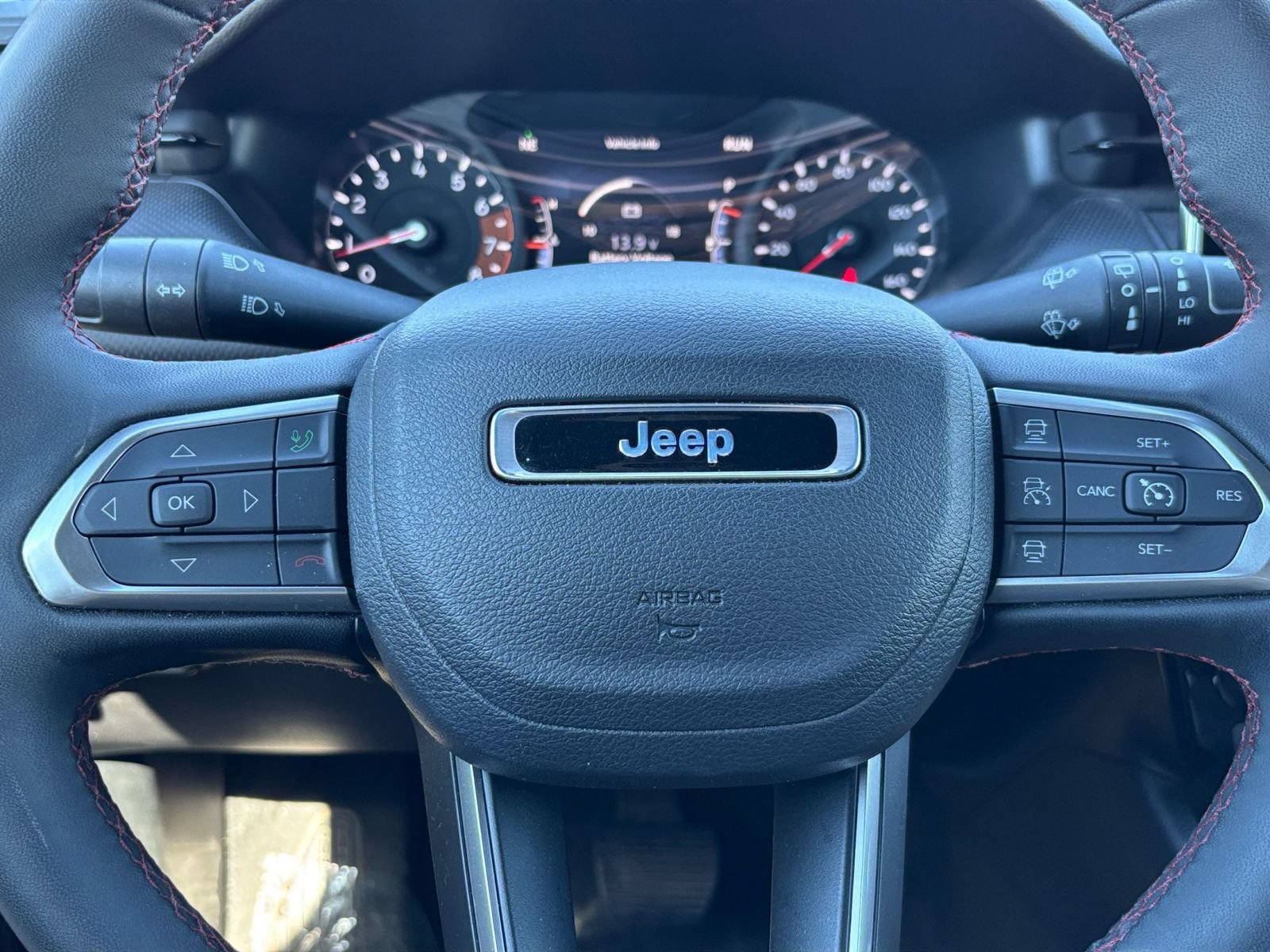 Used 2026 Jeep Compass Trailhawk AWD/4WD image 29