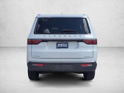 Used 2022 Jeep Wagoneer Series I image 6
