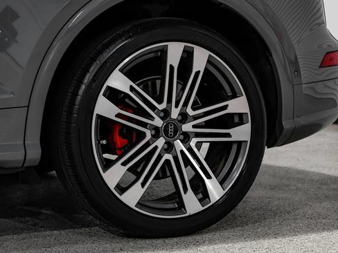 Used 2019 Audi SQ5 Prestige w/ Prestige Package AWD/4WD image 75