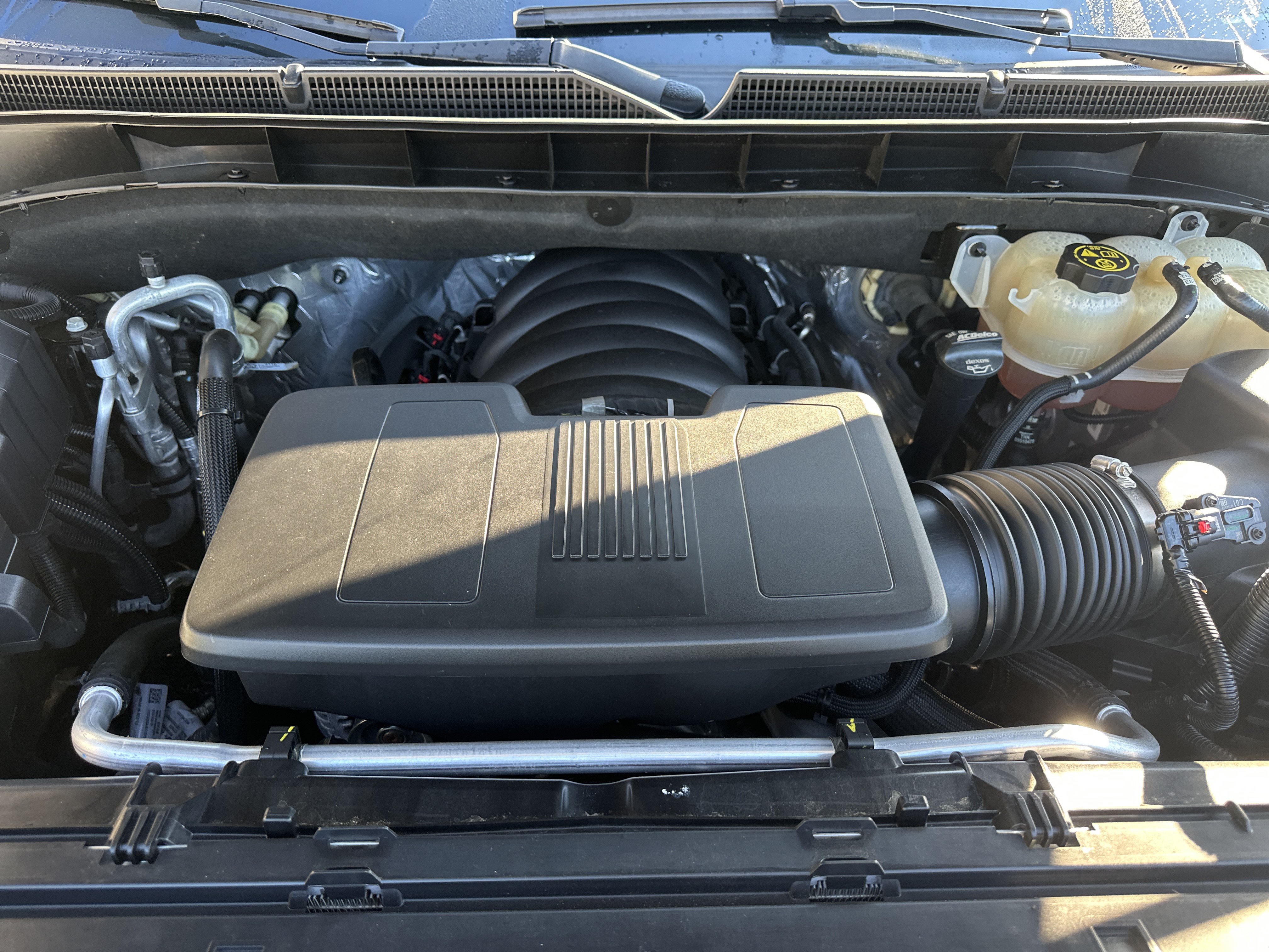 Used 2023 GMC Yukon Denali AWD/4WD image 10